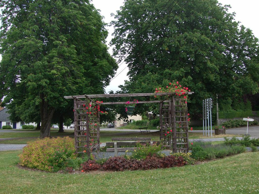 L'Envolee Villa Chiny Bagian luar foto